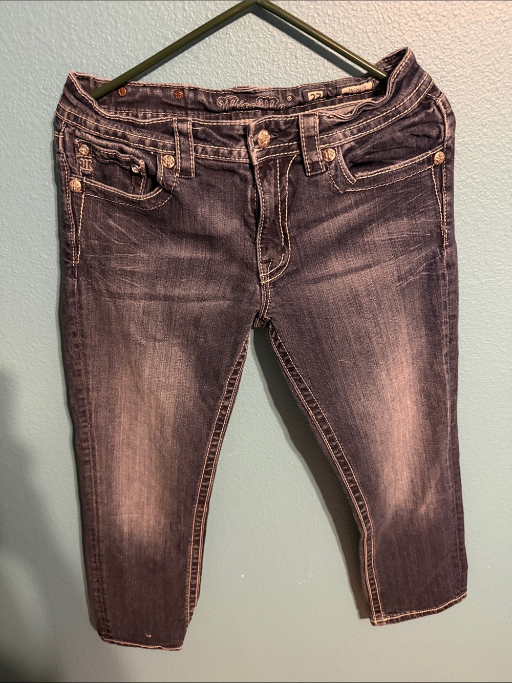 Miss Me Dark Blue Washed Cropped Jean capri